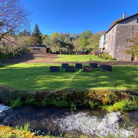 L'oustal Des Domes Guest house *